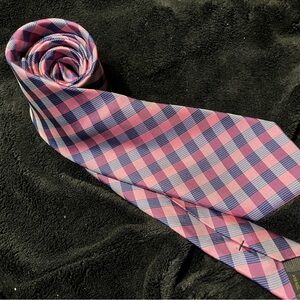 Jos A. Bank Reserve Checkered Men's Tie